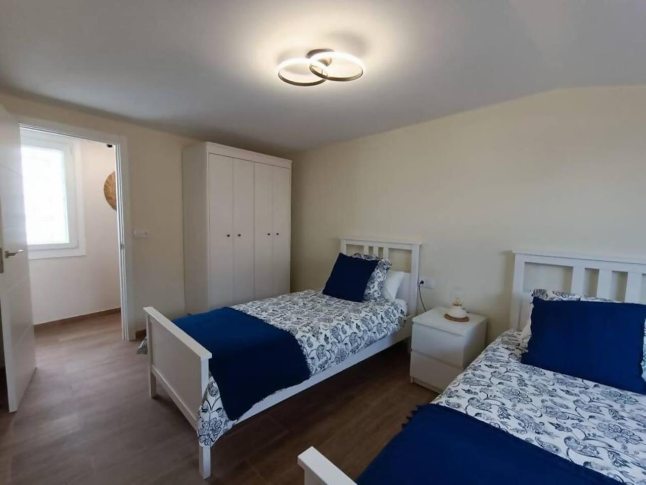 Apartamento Ryr Padron Luaran gambar